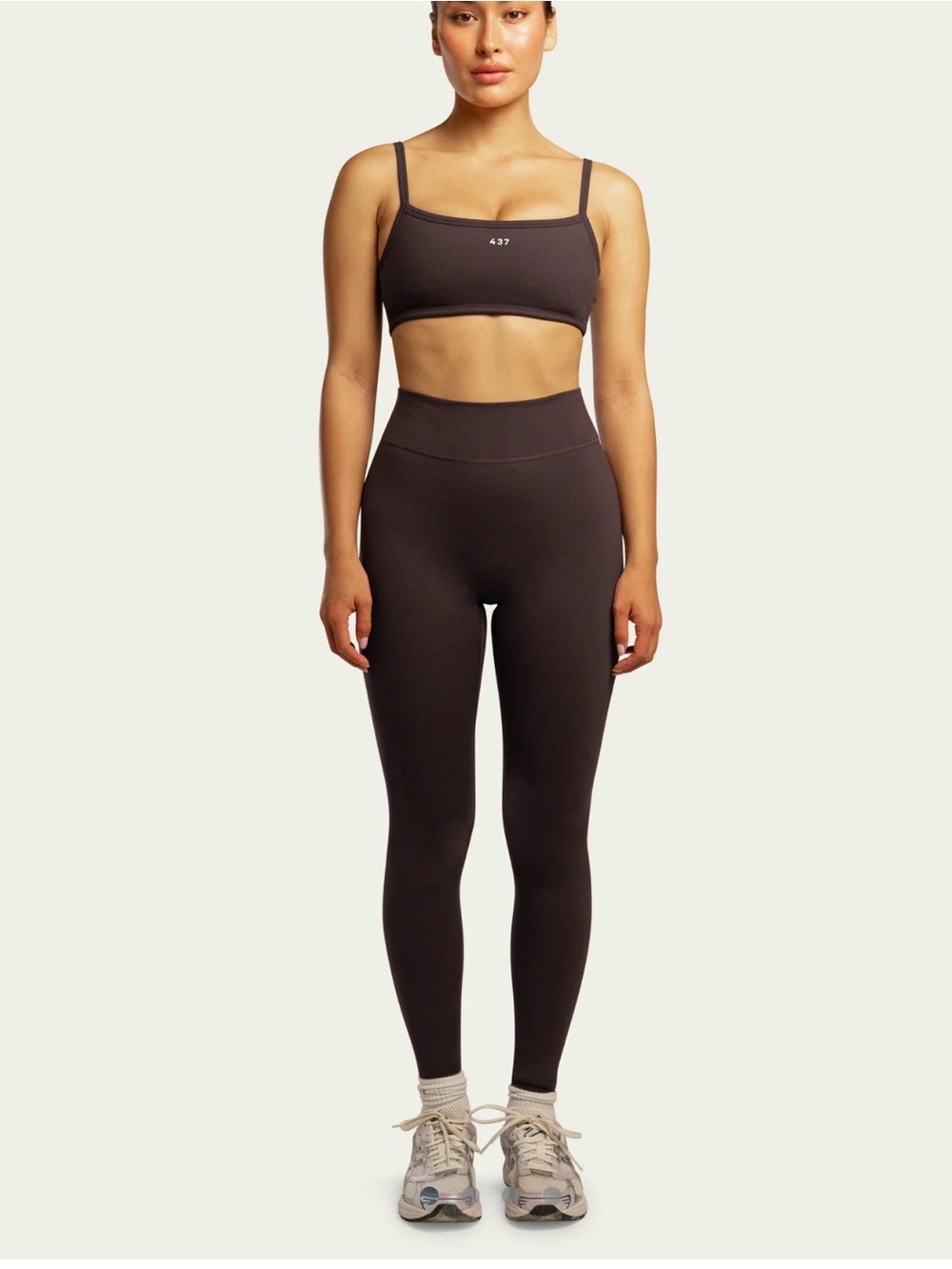 High-Rise Seamless Leggings in Dark Brown